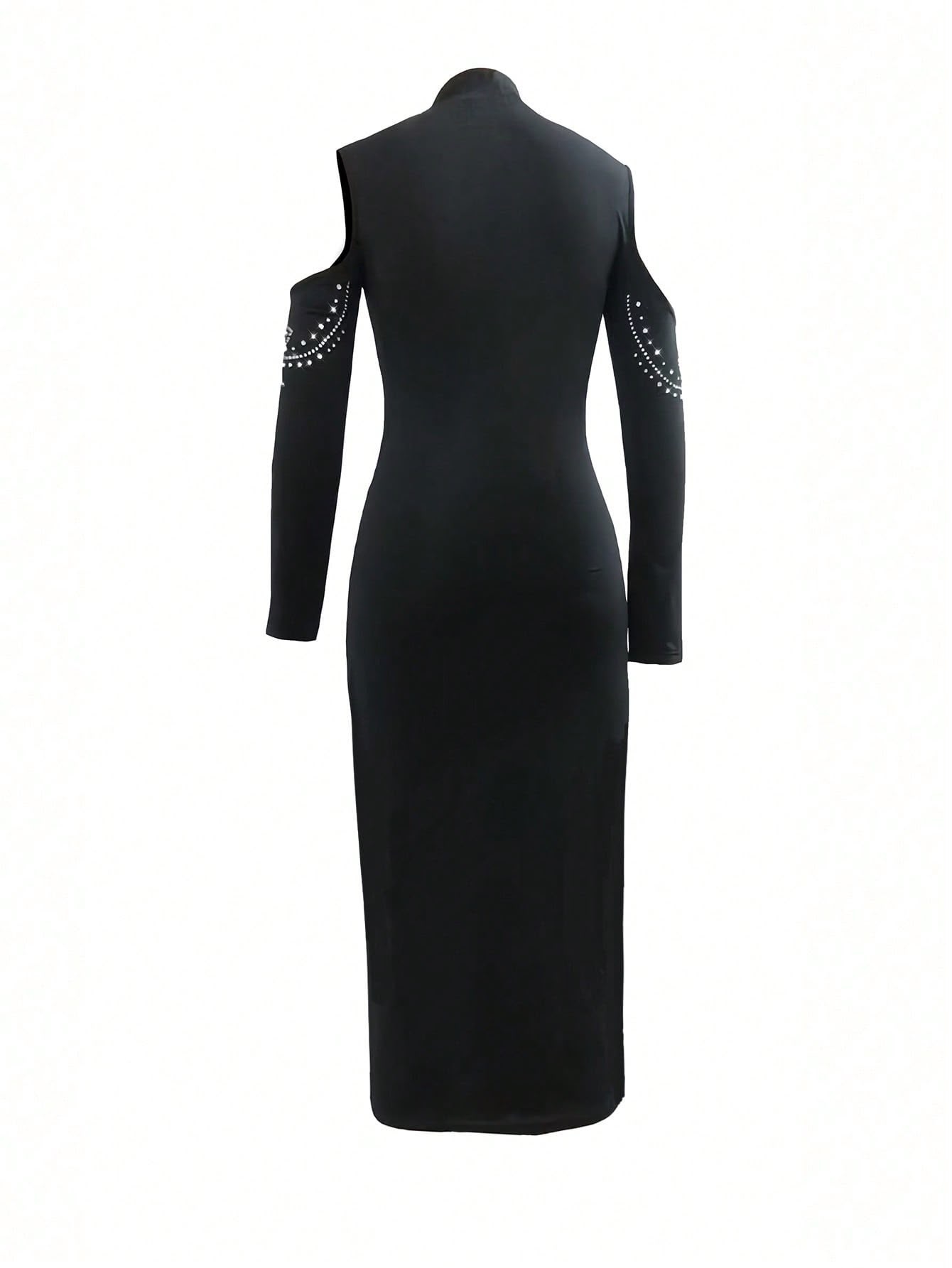 Vestido Preto com Brilho e Ombros Vazados — foto 1