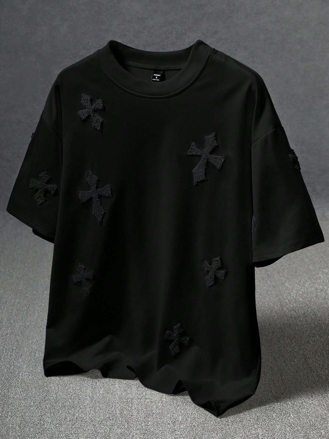 Manfinity EMRG T-shirt de Streetwear para Homem, Estilo INS, Estampa Total Cruzada, Bordado Towel, Casual Diário, Presente para Namorado/Marido, Presente de Aniversário — foto 1